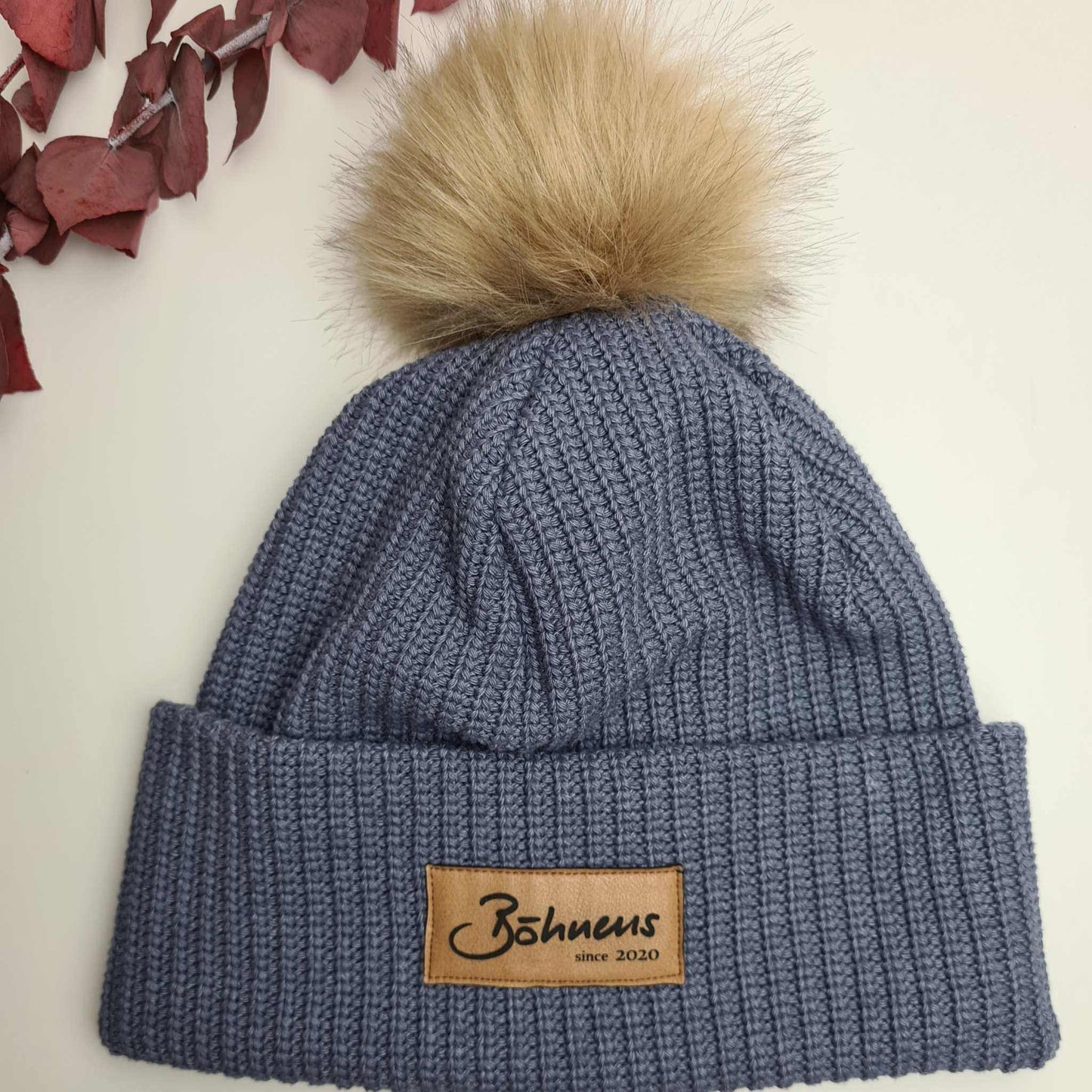 GrobstrickmützenTrendige Bommelmützen für jeden Anlass! Mit einer stylischen Bommelmütze sorgst du für ein stilvolles Accessoire und ein modisches Statement. Perfekt an kalten TagenGrobstrickmützenBöhnens