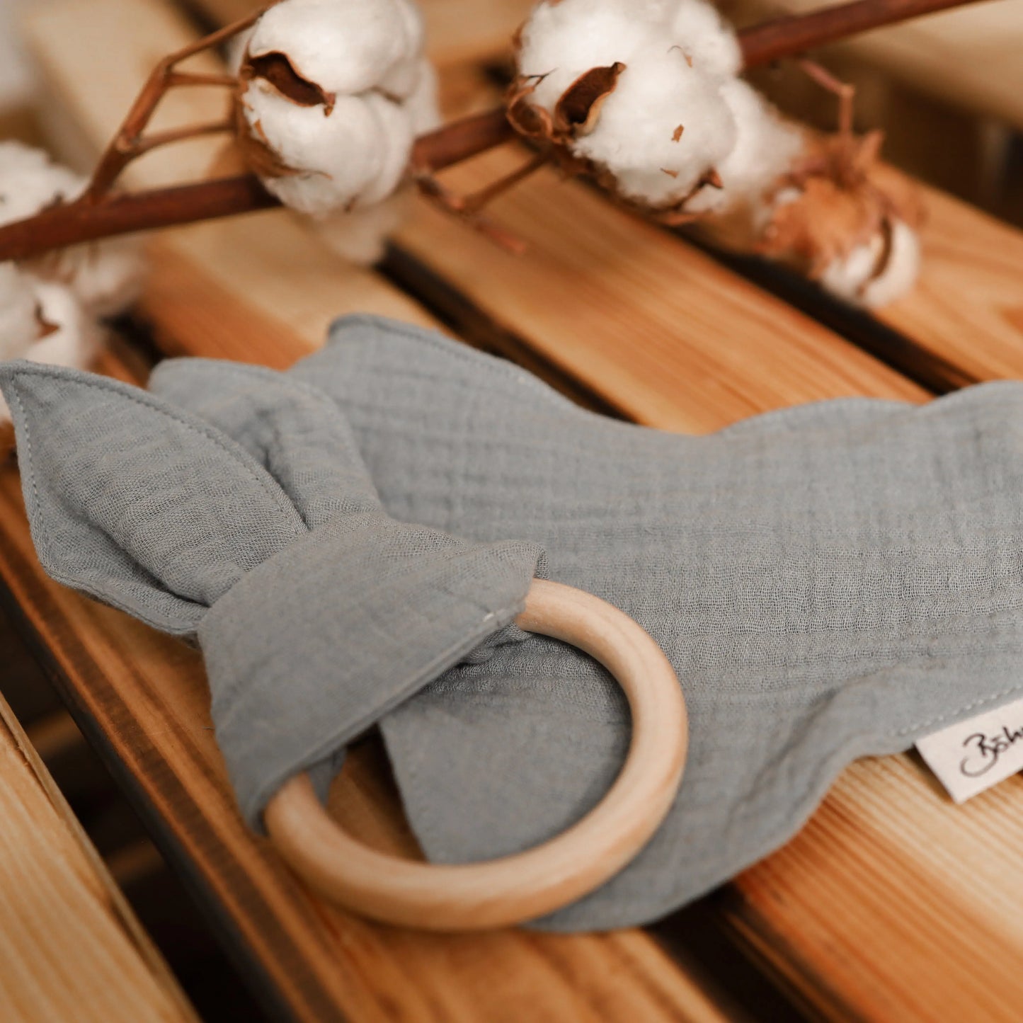 Beissring für Babys mit Knisterohren altgrün