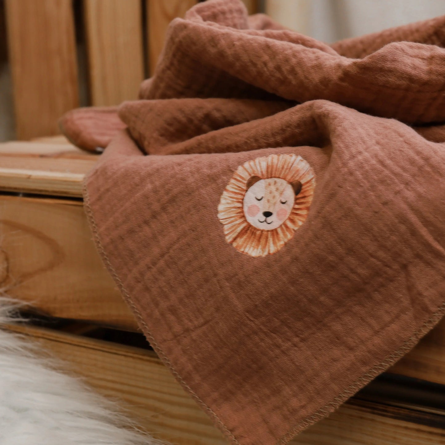 Halstuch in peach mit Löwe Böhnens Böhnens