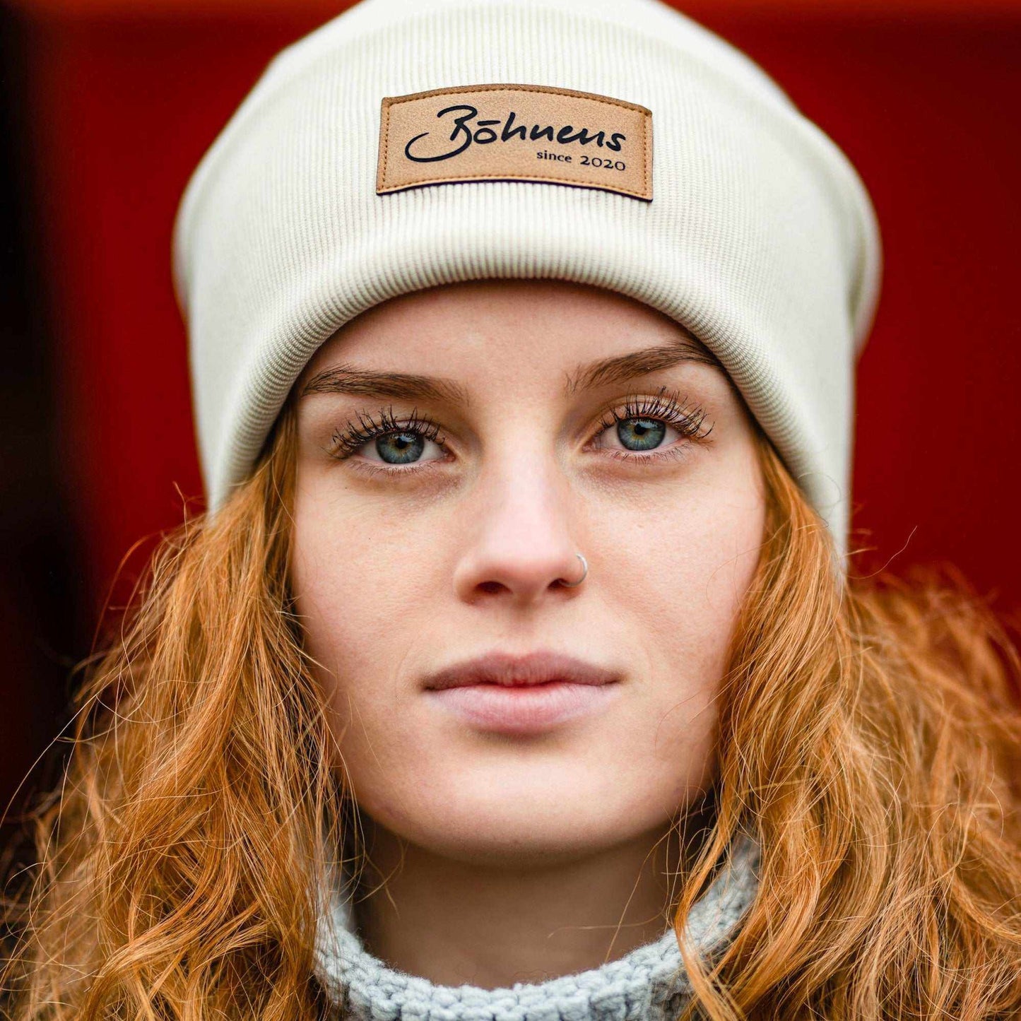 Hipster BeaniesDu bist auf der Suche nach dem coolsten Accessoire für Frauen und Männer? Dann sind unsere Hipster-Beanies genau das Richtige! Sie sind in verschiedenen Farben und GHipster BeaniesBöhnens