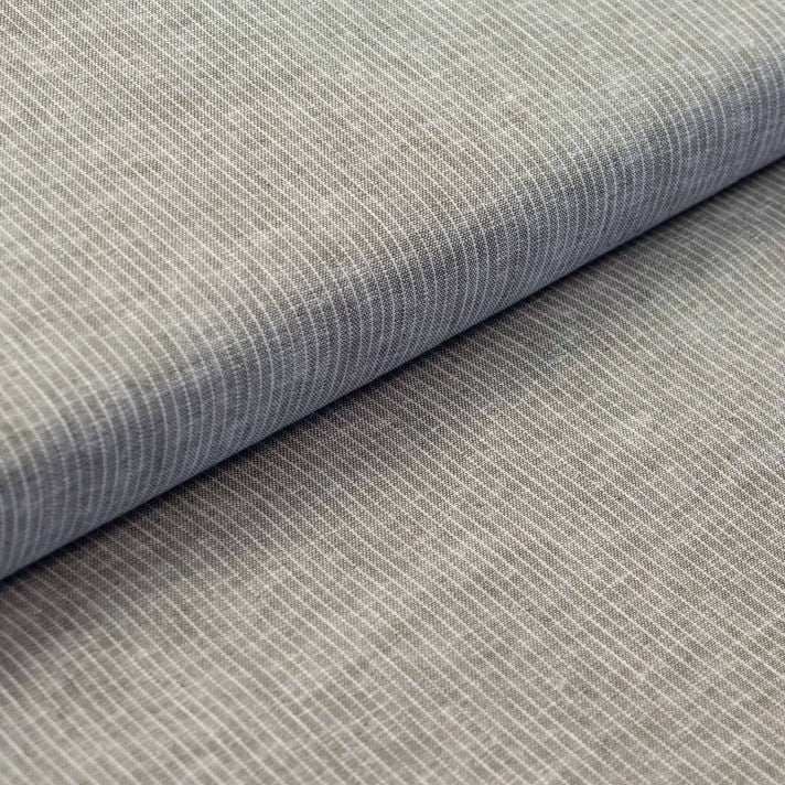 Sommerromper aus HalbleinenUnser Sommerromper aus Halbleinen ist ideal für heisse Tage: kurze Babylatzhose aus Halbleinen. Er garantiert deinem Kind den ganzen Tag über bequemes Tragen! MateriSommerromper aus HalbleinenBöhnens