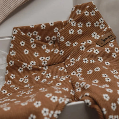 Baby Geschenkbox Hase und Blume