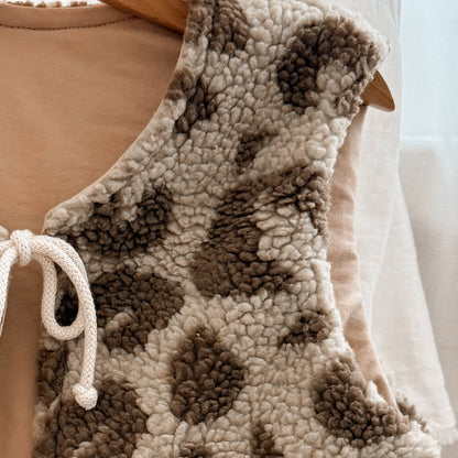 Kinderweste aus Teddy in Leo