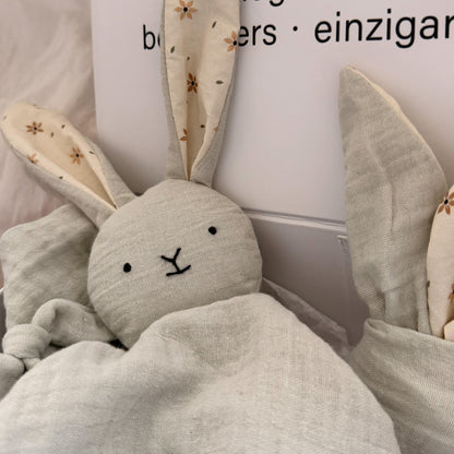 Baby Geschenkbox Hase mint mit Beissring